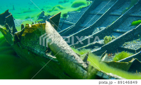 broken boat - blue underwater close up shoot 89146849