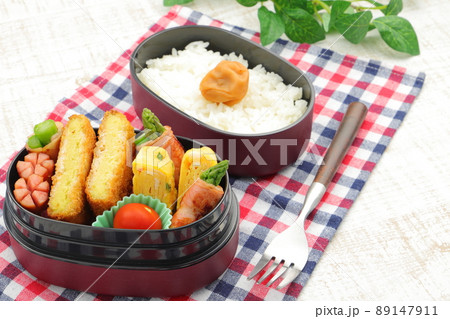 手作りのお弁当(ヘタなしのミニトマト) 手作りのお弁当(ヘタなしのミニトマト) 89147911