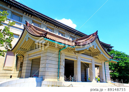 【東京】初夏の東京国立博物館　東洋風の本館 89148755