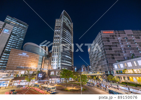 日本の川崎都市景観　川崎駅前やミューザ川崎などを望む(夜景）＝4月22日 89150076