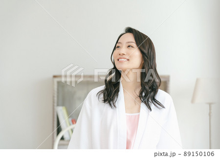 若い女性のポートレート 89150106