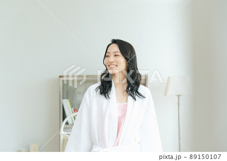 若い女性のポートレート 89150107