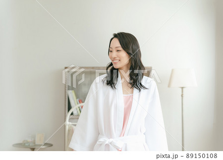 若い女性のポートレート 89150108