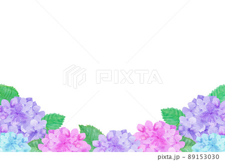 イラスト素材 水彩絵の具で描いたかわいい紫陽花の横位置の背景 下部のみに配置 紫 ピンク 水色 のイラスト素材