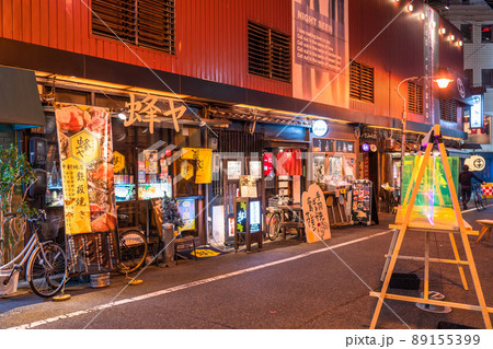 《広島県》流川・飲み屋街 《広島県》流川・飲み屋街 89155399