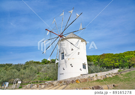 【小豆島オリーブ公園 (ギリシャ風車)】香川県小豆郡小豆島町西村甲 89165278