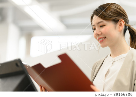ビジネス オフィス ビジネス オフィス 89166306