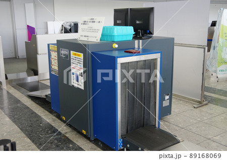 手荷物X線検査装置／空港 89168069