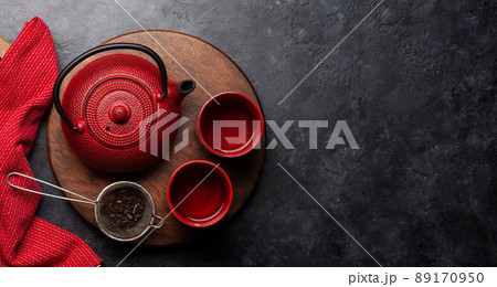 Tea with lemon and mint and teapot Tea with lemon and mint and teapot 89170950