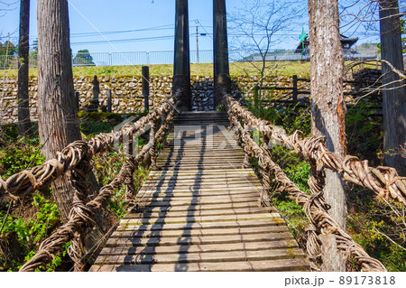 スリル満点！かずら橋【福井県今立郡池田町】 89173818
