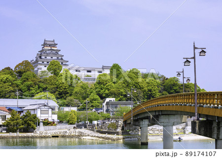 佐賀県唐津市の美しい唐津城 佐賀県唐津市の美しい唐津城 89174107