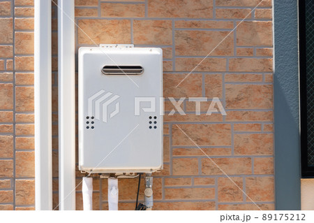 住宅　ガス　給湯器 89175212
