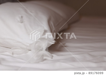 羽毛と枕(快眠のイメージ) 羽毛と枕(快眠のイメージ) 89176099