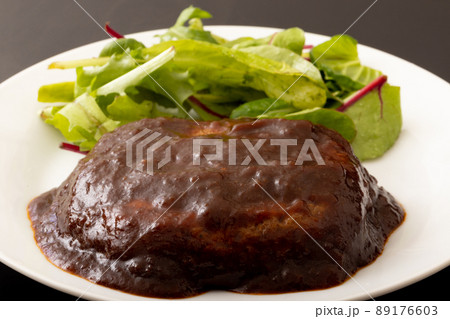 大豆ミートのデミグラスハンバーグ 89176603