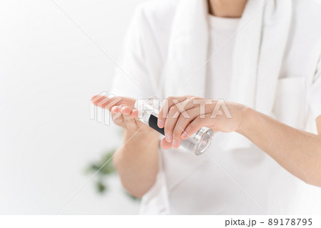 メンズビューティー　スキンケア　手元 89178795