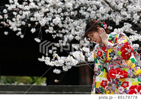 京都でお花見デート 89179778