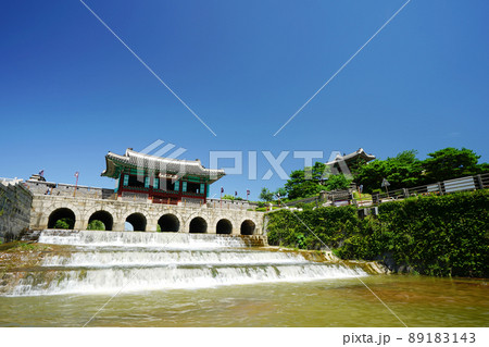 風景 空 建物 89183143