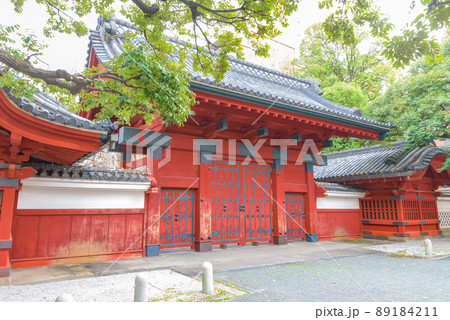 重要文化財　旧加賀屋敷御守殿門（赤門）　東京都文京区 89184211