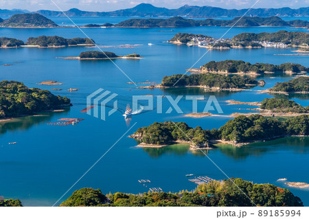 《長崎県》九十九島・佐世保湾に浮かぶ島々 《長崎県》九十九島・佐世保湾に浮かぶ島々 89185994