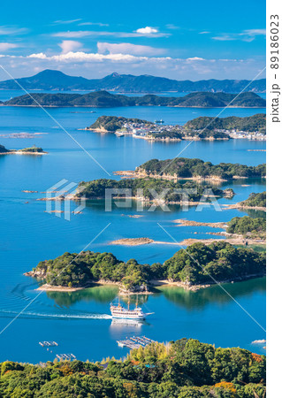 《長崎県》九十九島・佐世保湾に浮かぶ島々 《長崎県》九十九島・佐世保湾に浮かぶ島々 89186023