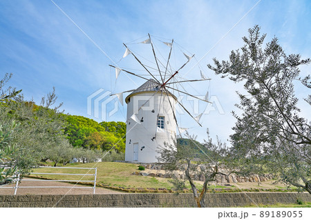 【小豆島オリーブ公園 (ギリシャ風車)】香川県小豆郡小豆島町西村甲 【小豆島オリーブ公園 (ギリシャ風車)】香川県小豆郡小豆島町西村甲 89189055
