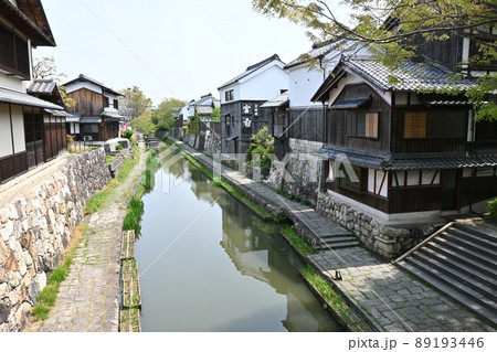 近江八幡市八幡堀白雲橋の東側 近江八幡市八幡堀白雲橋の東側 89193446