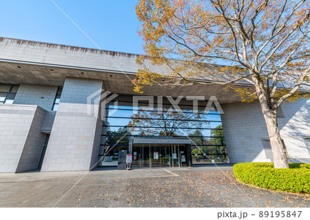 宮城県仙台市　快晴の仙台市博物館 89195847