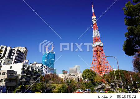 東京 赤羽橋交差点付近の風景 東京 赤羽橋交差点付近の風景 89198972