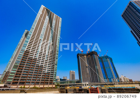 東京　中央区勝どきの都市風景　ザ・東京タワーズ  89206749