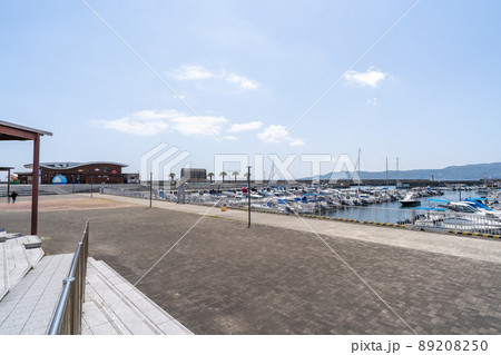 タイトル	三井アウトレットパーク マリンピア神戸 89208250