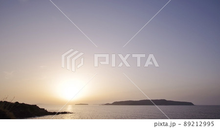 萩沖日本海の夕日シーン 萩沖日本海の夕日シーン 89212995