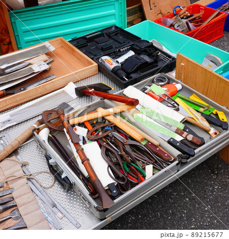 「骨董市（刃物）」 89215677