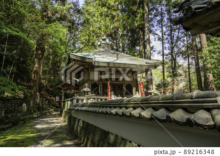 誕生寺 勢至堂 岡山県久米南町 誕生寺 勢至堂 岡山県久米南町 89216348