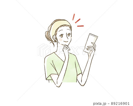 チューブボトルを見ている女性 チューブボトルを見ている女性 89216901