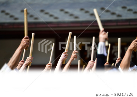 和太鼓、撥、バチ、手。心は一つ。成田太鼓祭。 和太鼓、撥、バチ、手。心は一つ。成田太鼓祭。 89217526