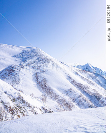 平標山の山肌 89220594
