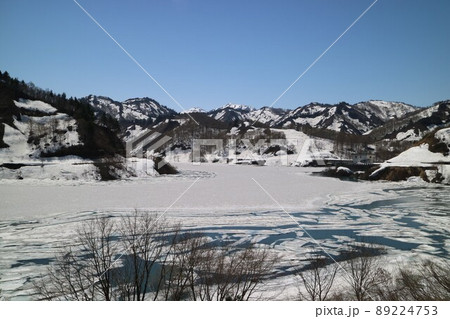 雪流れ 破間川ダム 雪流れ 破間川ダム 89224753
