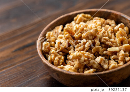 本場カリフォルニアで収穫されたくるみ!ゴロゴロしてボリューム満点 89225137