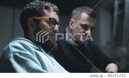Supervisor and IT worker during the war Supervisor and IT worker during the war 89231255