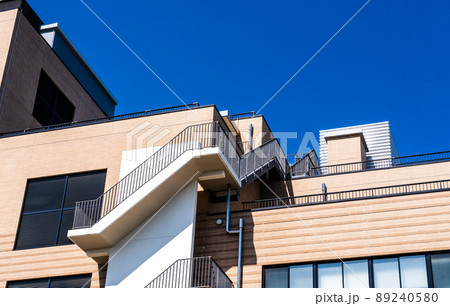 屋上へ続く外階段 屋上へ続く外階段 89240580