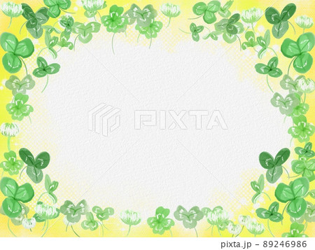 四葉のクローバーとシロツメクサの緑のカードフレームのイラスト素材