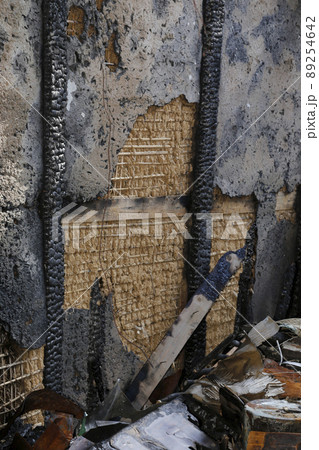 火災現場 火事 焼け跡 出火 出火現場 火災現場 火事 焼け跡 出火 出火現場 89254642