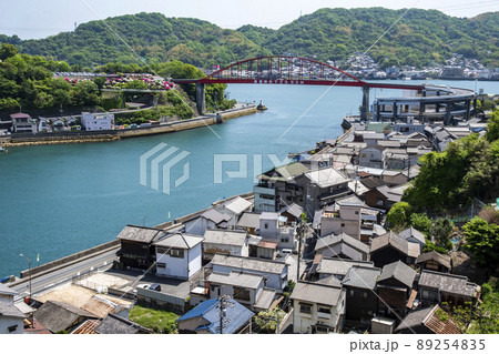 音戸の町と音戸大橋 89254835