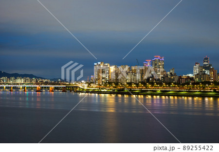 ビル 景色 風景 89255422