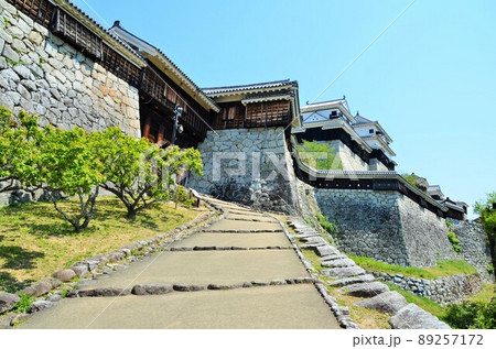 松山城 乾門・乾門東続櫓・南隅櫓・小天守 89257172