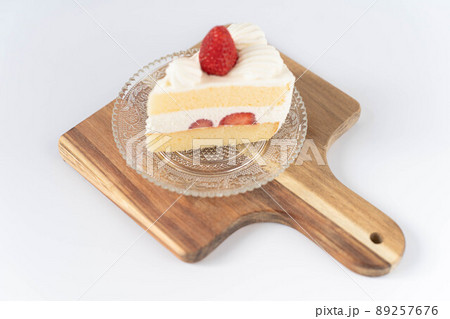 イチゴのショートケーキ 89257676