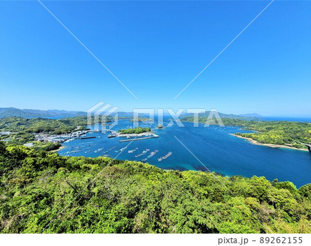 針尾公園からの風景　養殖いかだ群（日本の漁業：将来の姿がここに！）長島町鷹巣　出水郡　鹿児島県 89262155