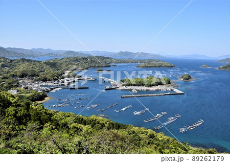 針尾公園からの風景　養殖いかだ群（日本の漁業：将来の姿がここに！）長島町鷹巣　出水郡　鹿児島県 89262179
