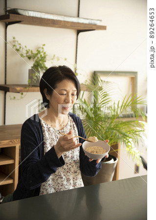 低糖質の食生活 89264653
