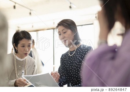 女性のセッションシーン 女性のセッションシーン 89264847